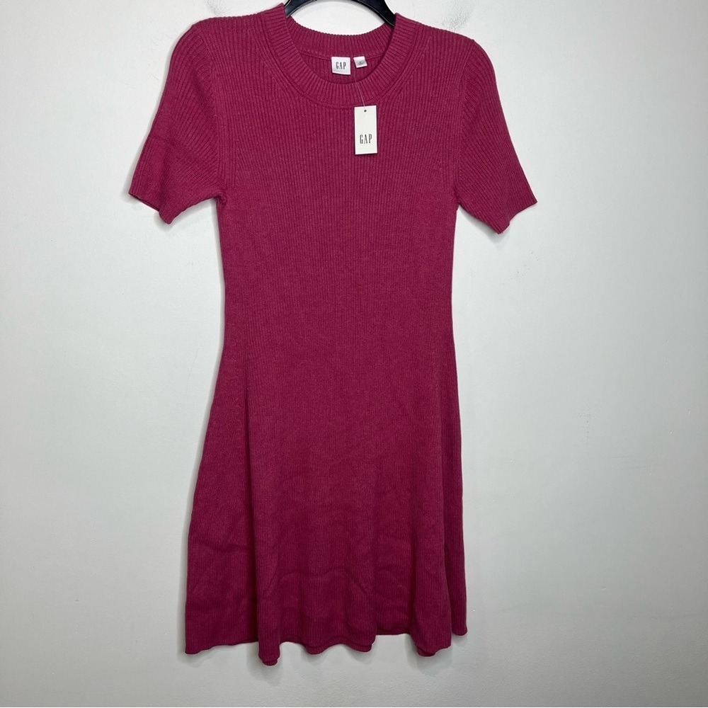 Gap pink ribbed flare sweater dress women's size medium new with tags